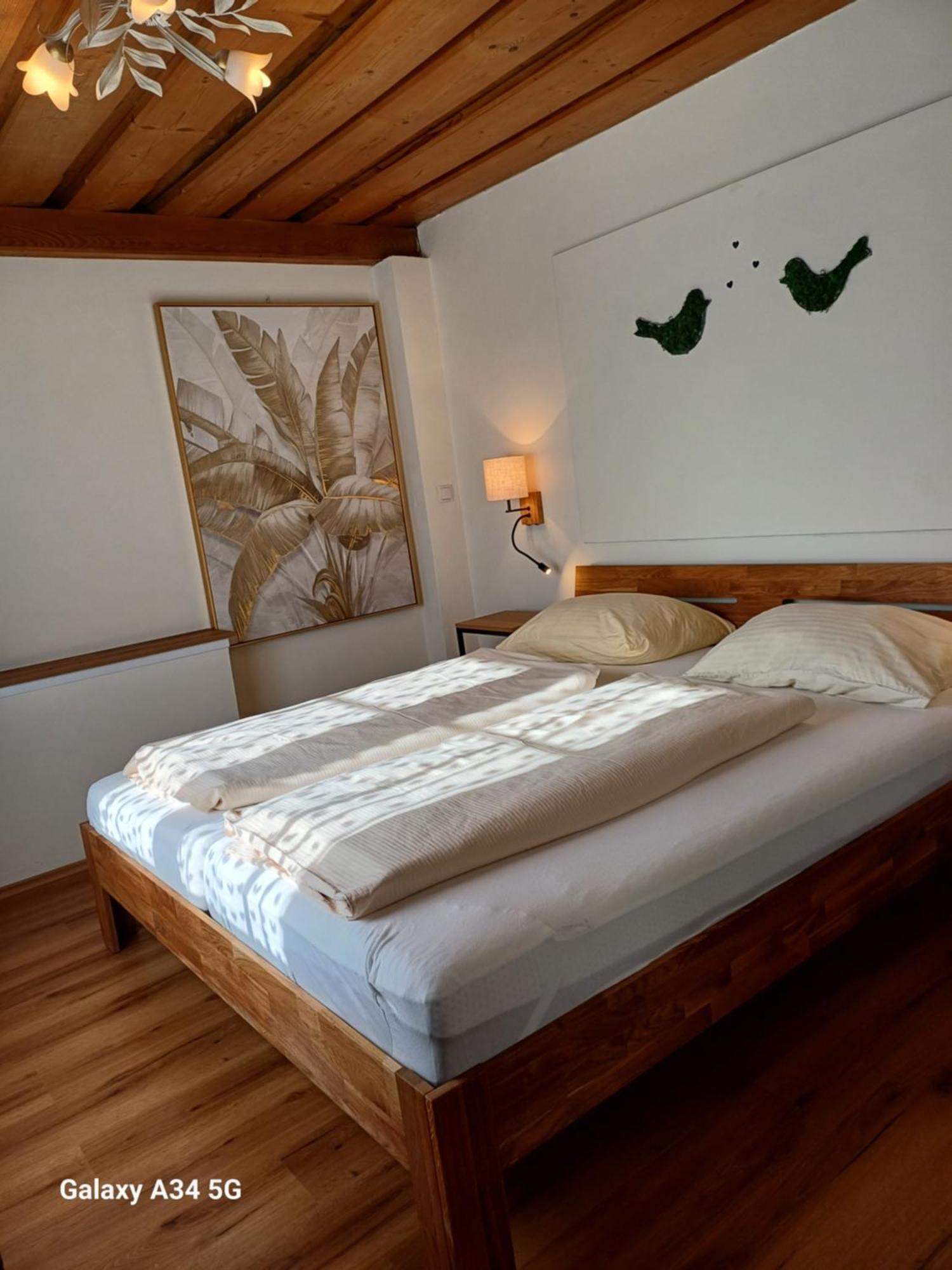 Haus Am Moos Bed and Breakfast Salzburg Eksteriør billede