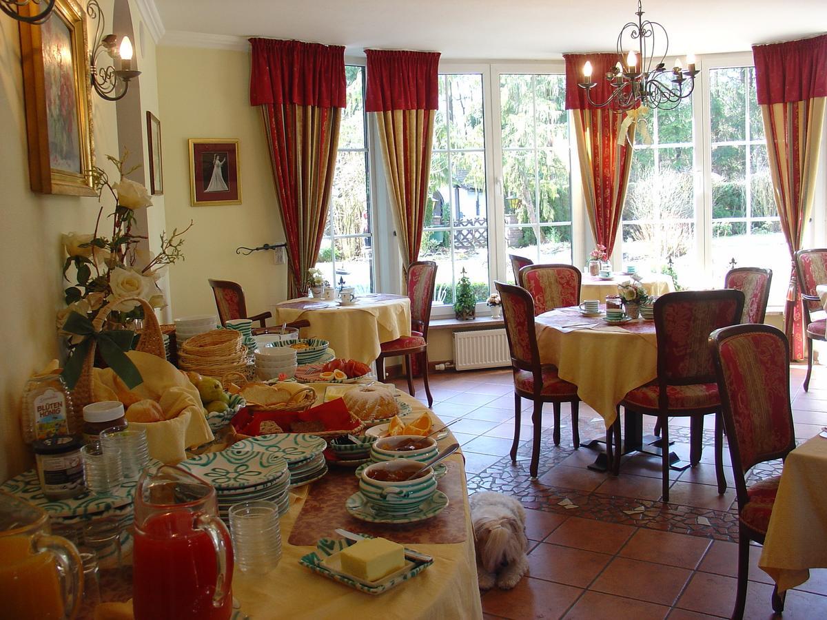 Haus Am Moos Bed and Breakfast Salzburg Eksteriør billede
