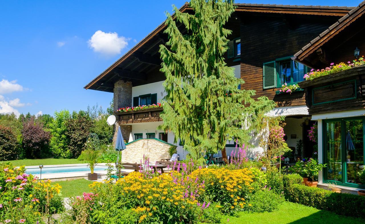 Haus Am Moos Bed and Breakfast Salzburg Eksteriør billede
